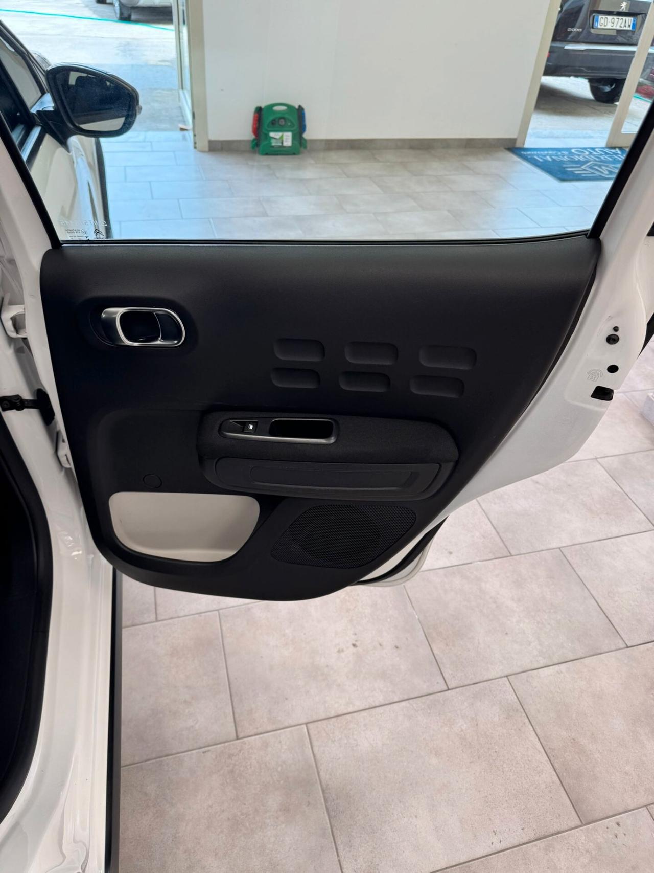 Citroen C3 BlueHDi 100 S&S Shine