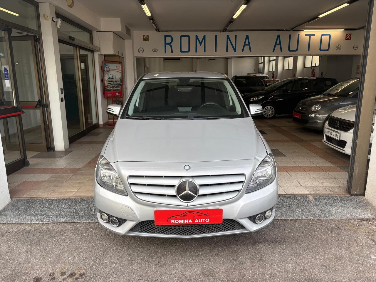Mercedes-benz B 180 BlueEFFICIENCY Premium