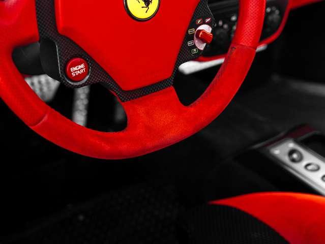 Ferrari Scuderia Spider 16M