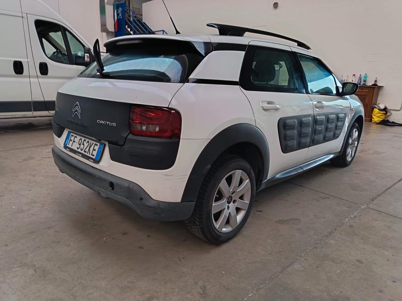 Citroen C4 Cactus PureTech 75