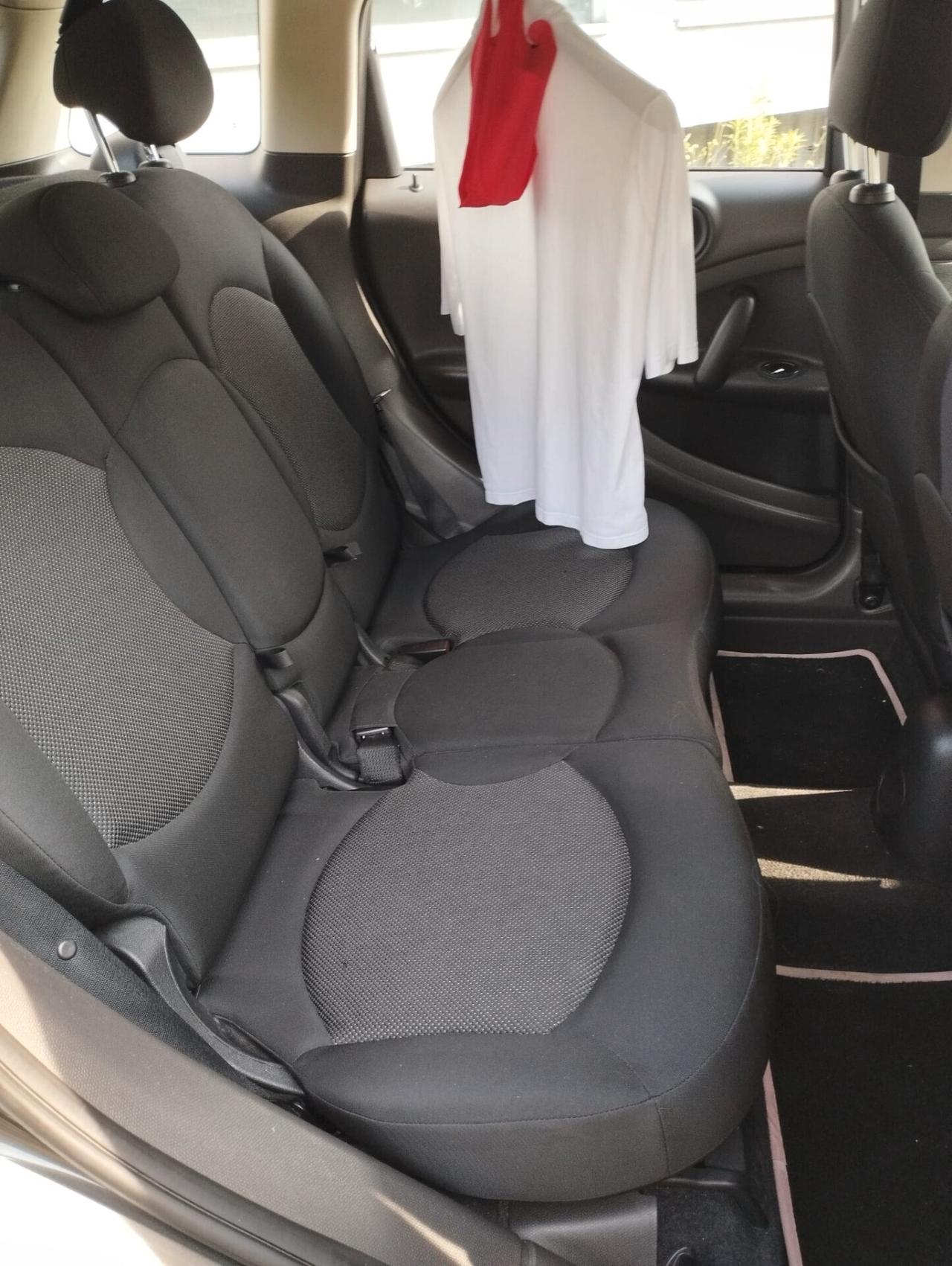 Mini Cooper Countryman D Motore sostituito, Ideale x neopatentati