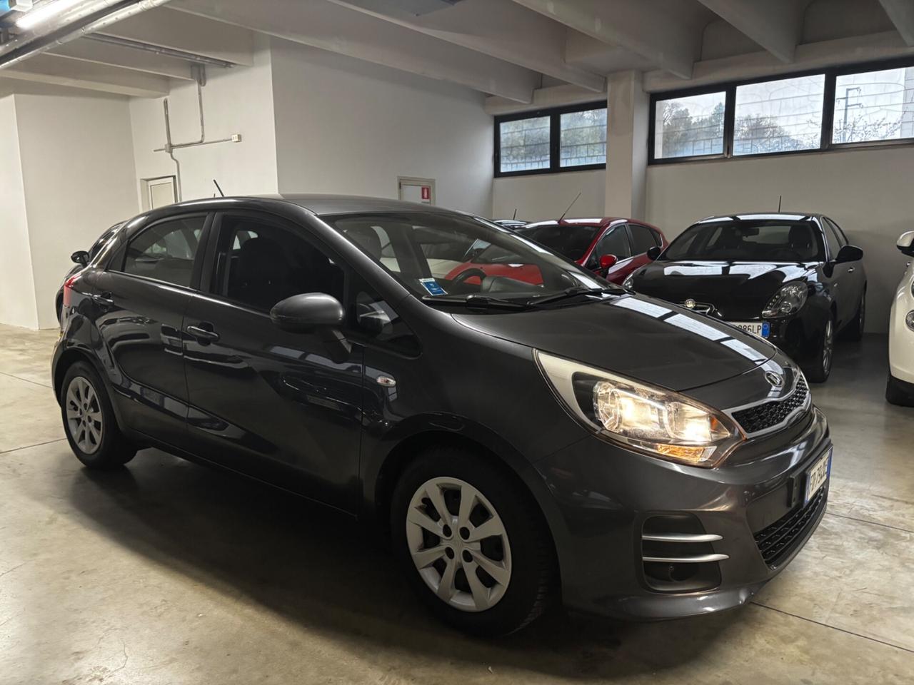 Kia Rio 1.1 CRDi High Tech OK NEOPATENTATI