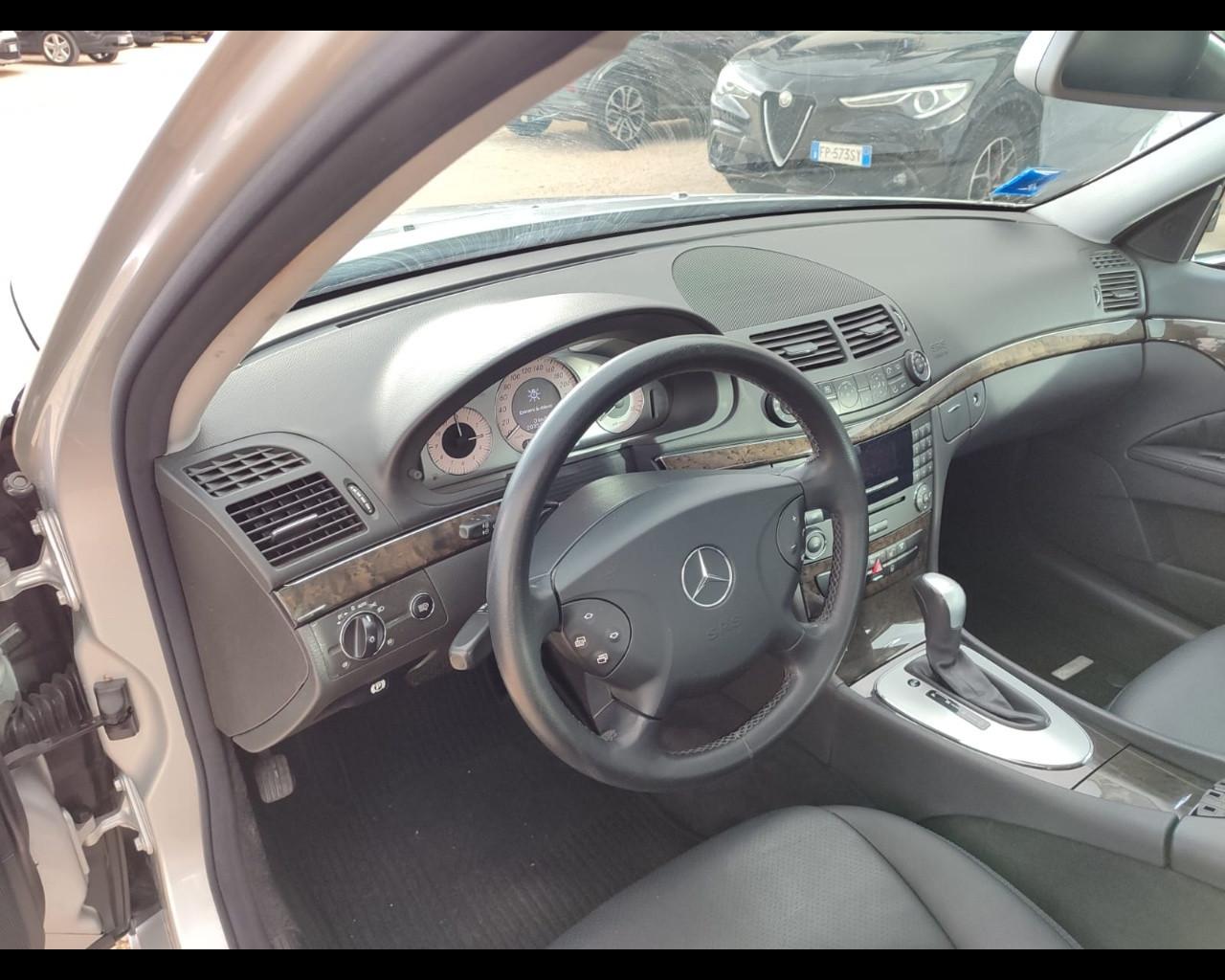 Mercedes-Benz Classe E (W/S211) - E 280 CDI cat Classic