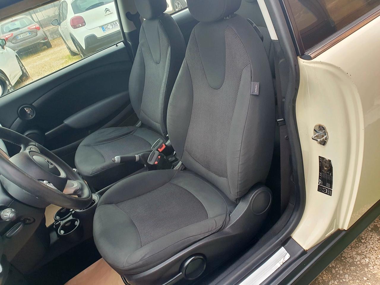 Mini 1.6 16V Cooper D