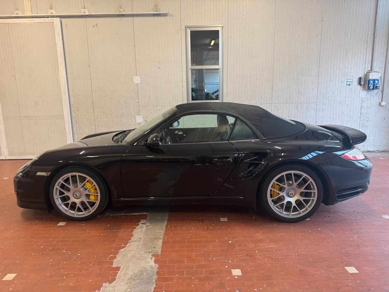 Porsche 911 Turbo S Cabriolet