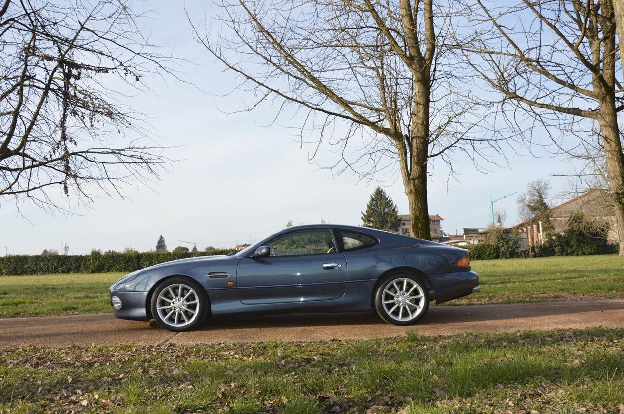 DB7 Vantage V12