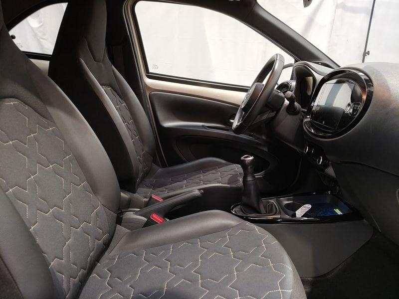 Toyota Aygo X Aygo X 1.0 VVT-i 72 CV 5 porte Lounge