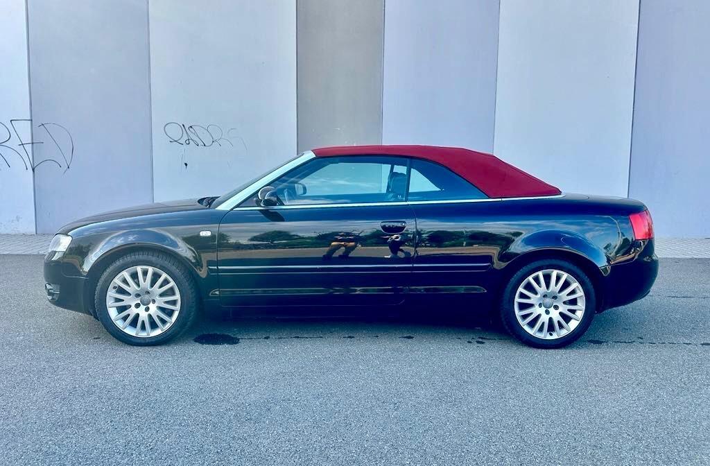 Audi A4 Cabriolet 2.5 V6 TDI cat