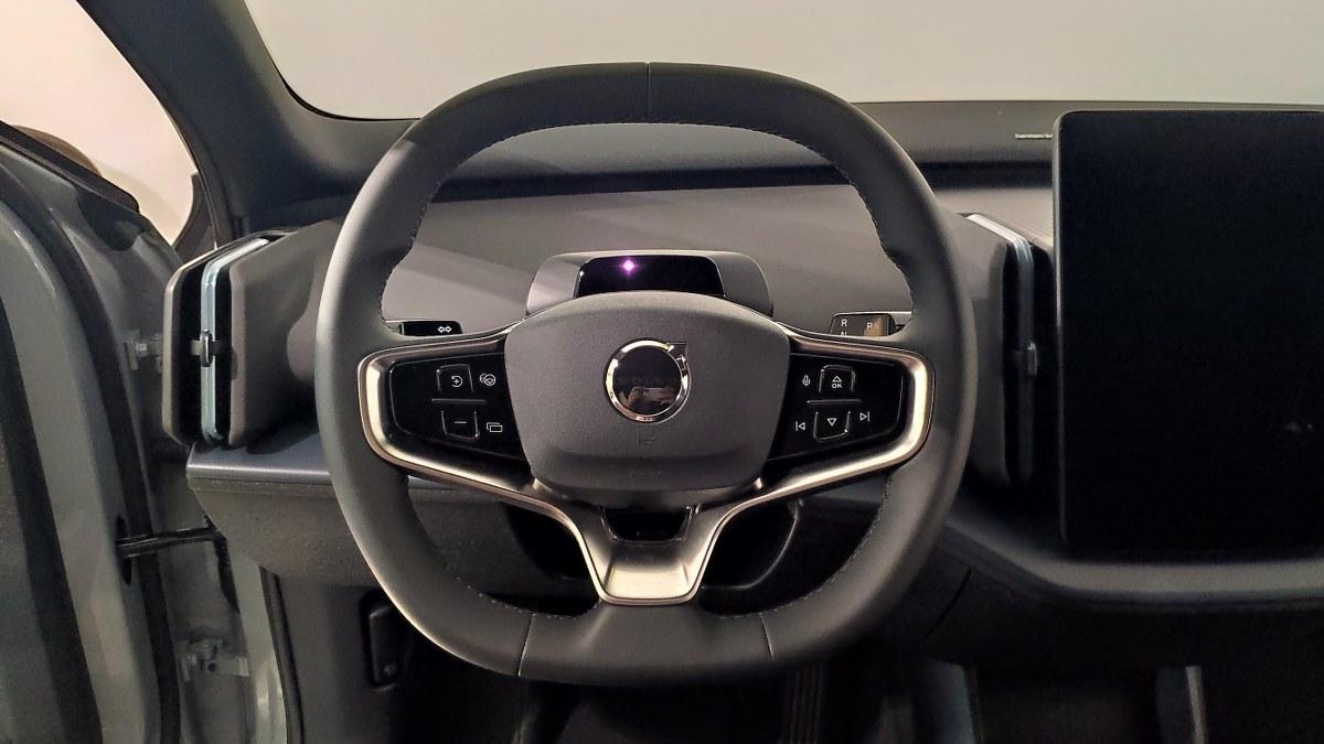 VOLVO Ex30 P5 Plus
