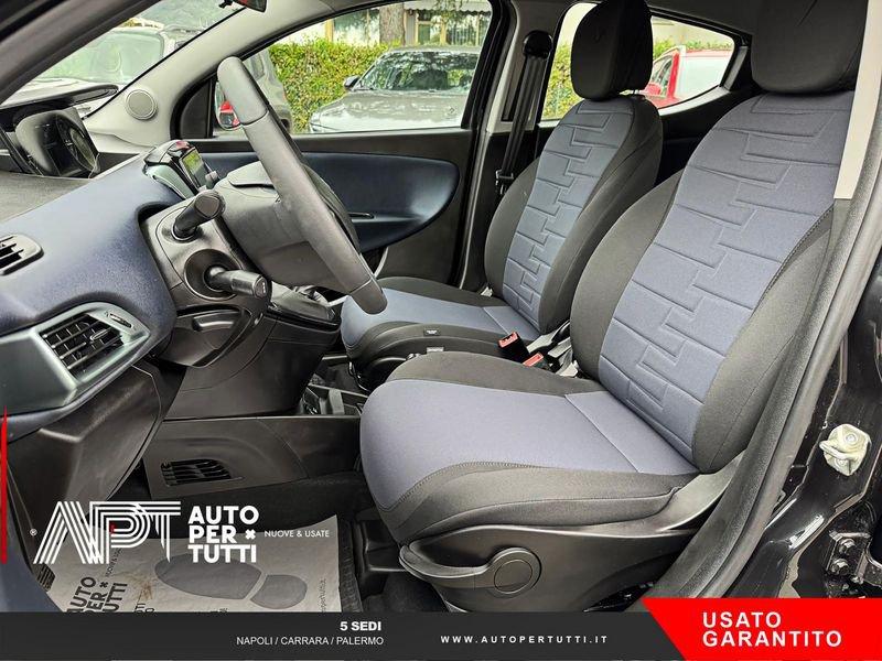 Lancia Ypsilon Ypsilon 1.0 firefly hybrid Platino s&s 70cv