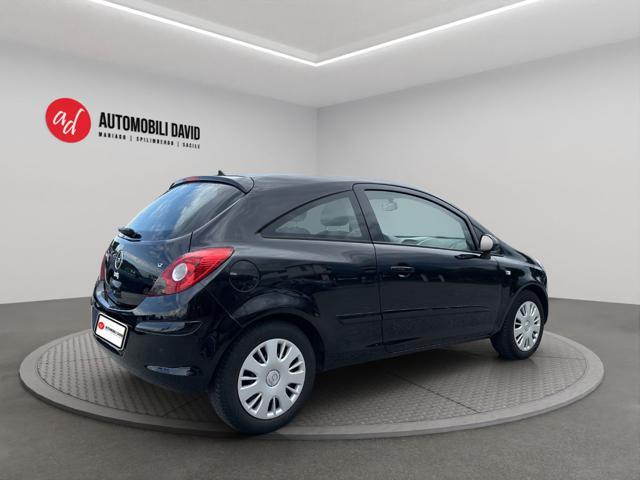 OPEL Corsa 1.2 3 porte Club