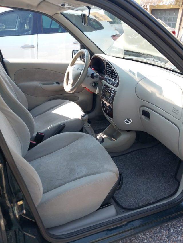 FORD Fiesta 1.2i 16V cat 5 porte Ghia unipro