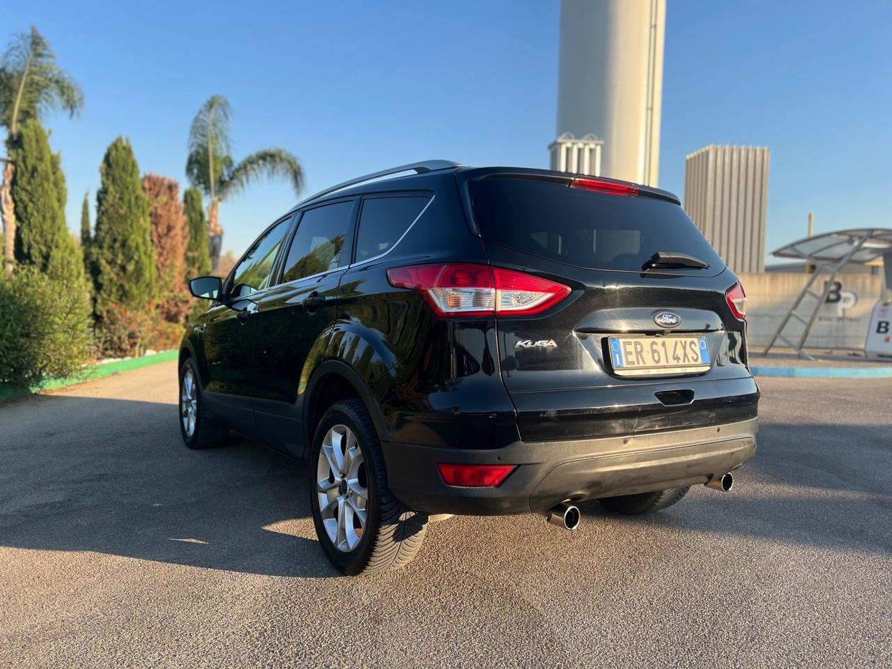 Ford Kuga 2.0 TDCI 140 CV 4WD Titanium