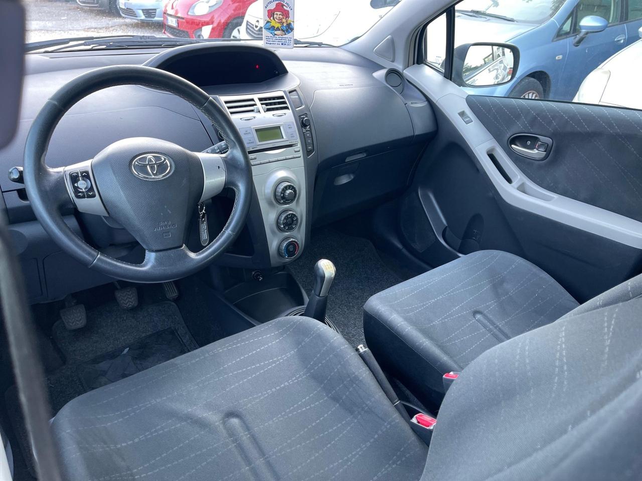 Toyota Yaris 1.4 D-4D 5 porte Navi