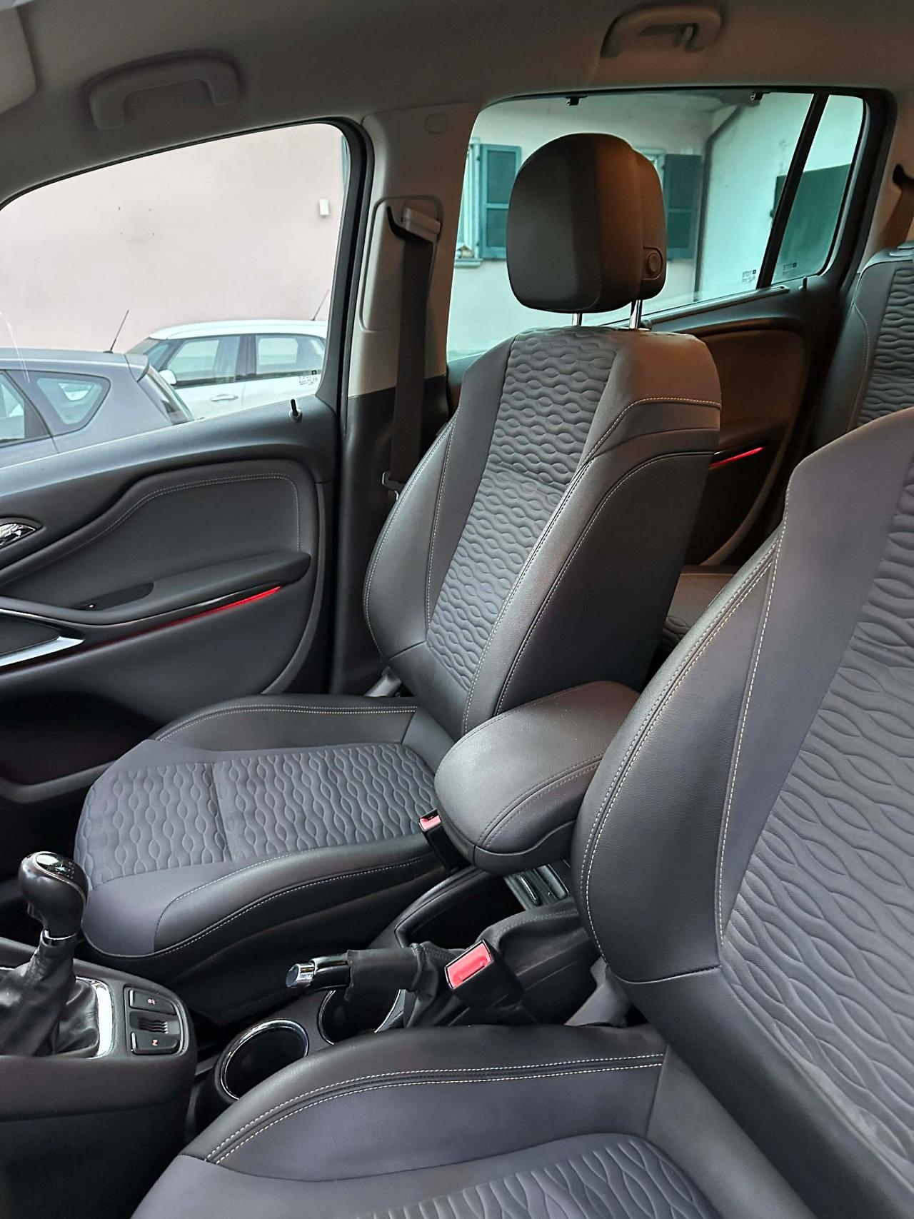 Opel ZAFIRA TOURER 7POSTI KMCERT GARANZ UNICOPR