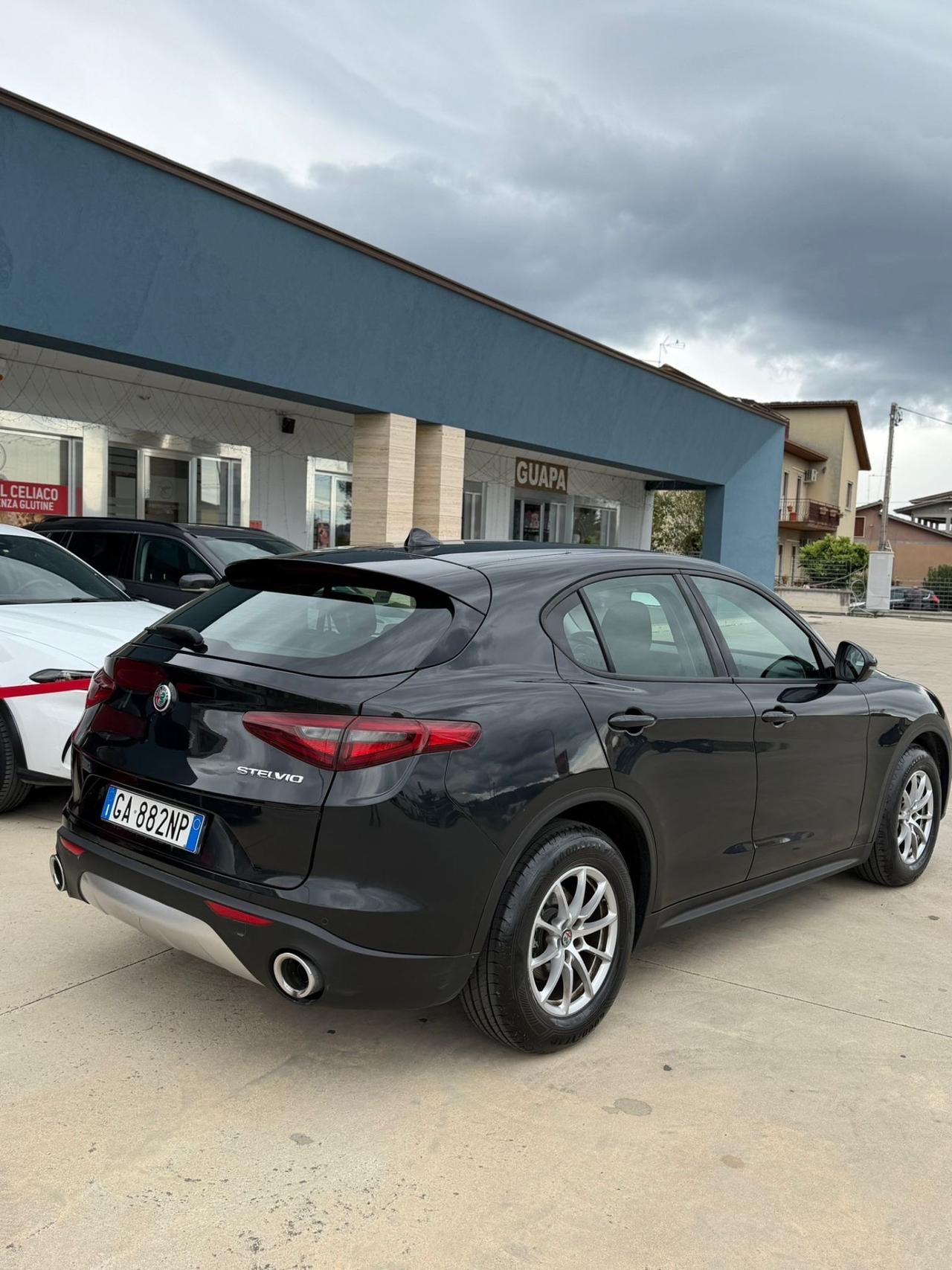 Alfa Romeo Stelvio 2.2 Turbodiesel 160 CV AT8 RWD Business