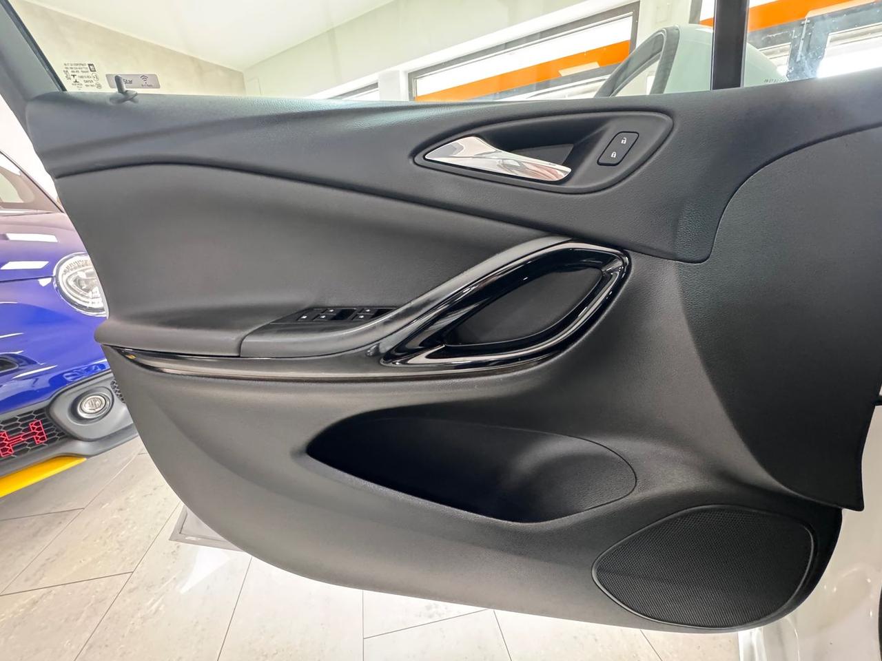 Opel Astra Dynamic 1.6 CDTI #6268