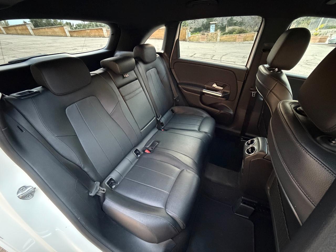 Mercedes B180/1500 116CV/CAR PLAY/VIRTUAL/TAGLIANDI MB