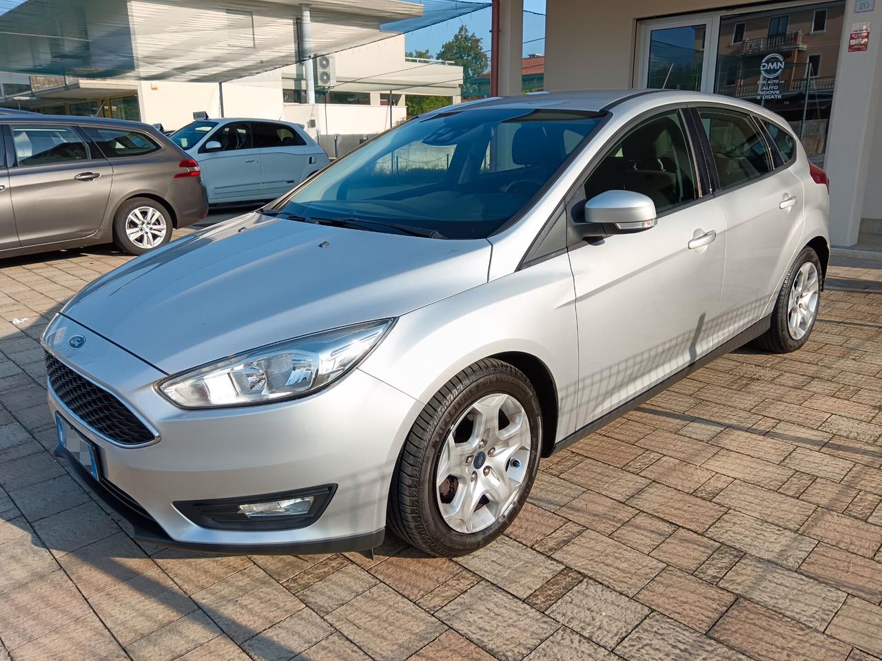 Ford Focus 1.6 120 CV GPL Titanium