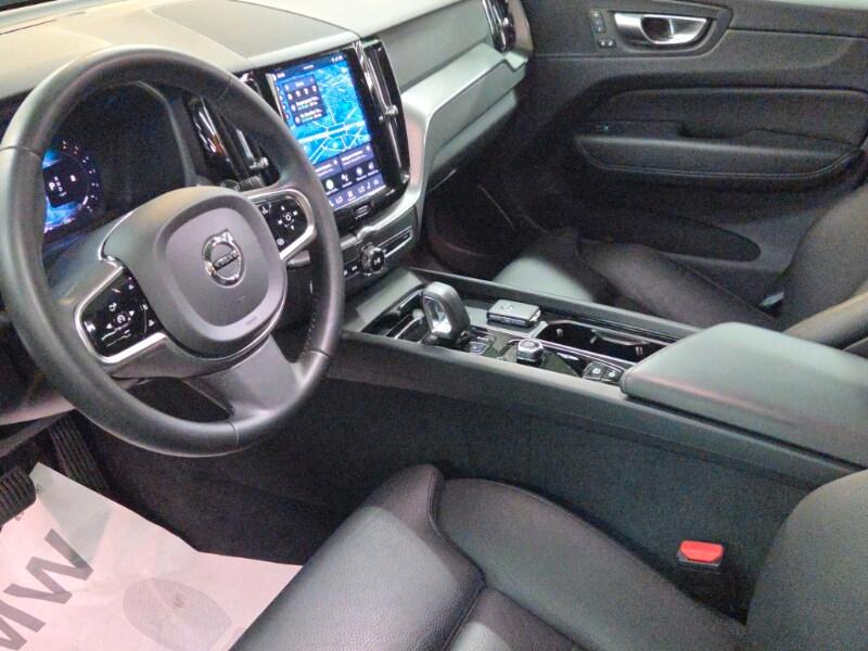 VOLVO XC60 (2017-->) XC60 B4 (d) AWD automatico...