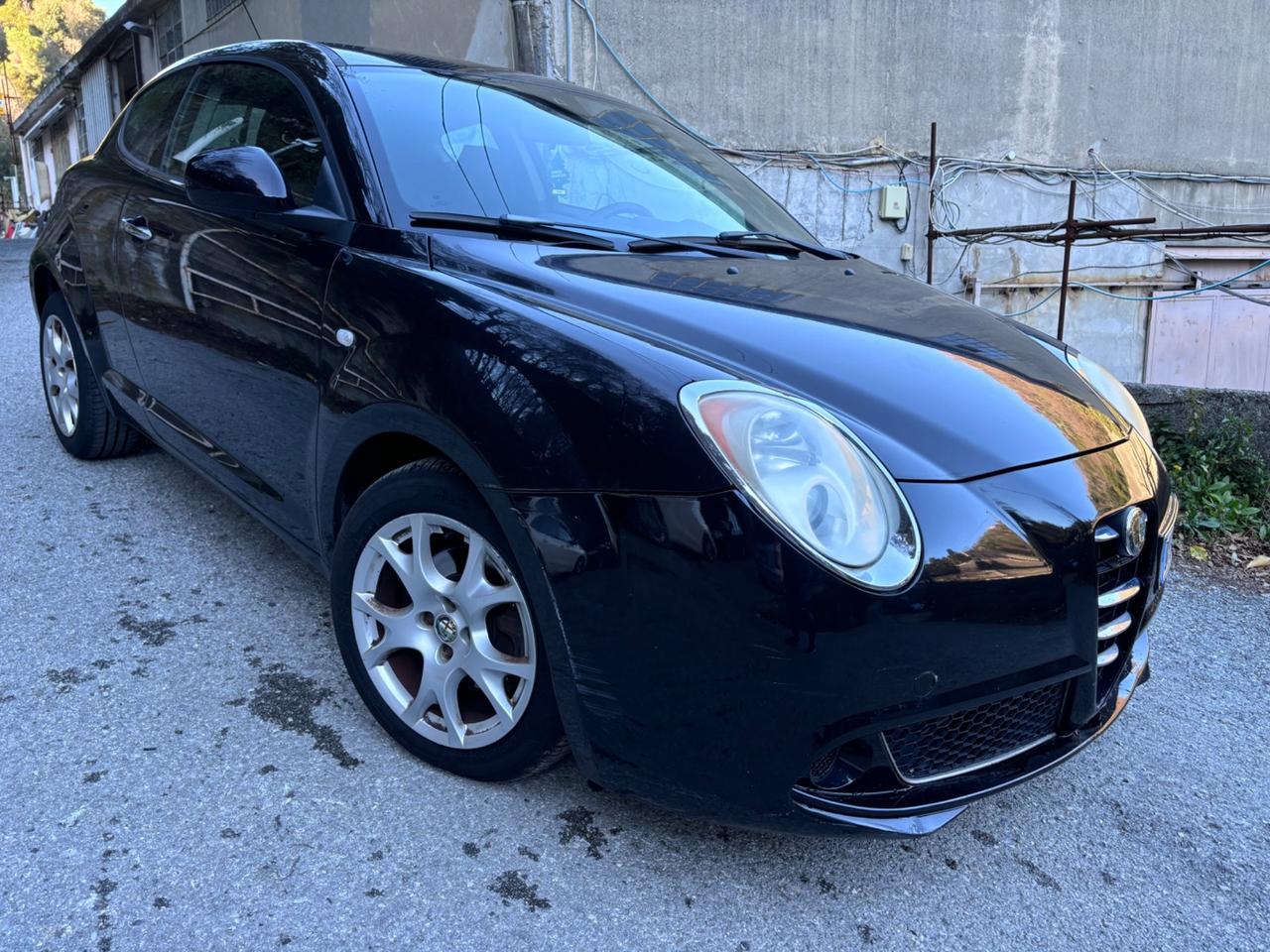 Alfa Romeo MiTo 1.6 JTDm 16V Distinctive Sport Pack