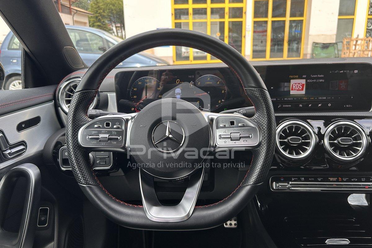 MERCEDES CLA 200 d Automatic Premium