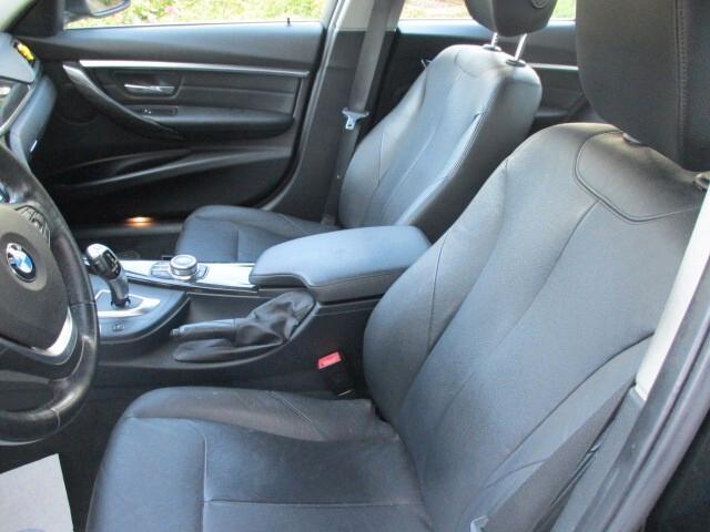 Bmw 320 320d xDrive Luxury