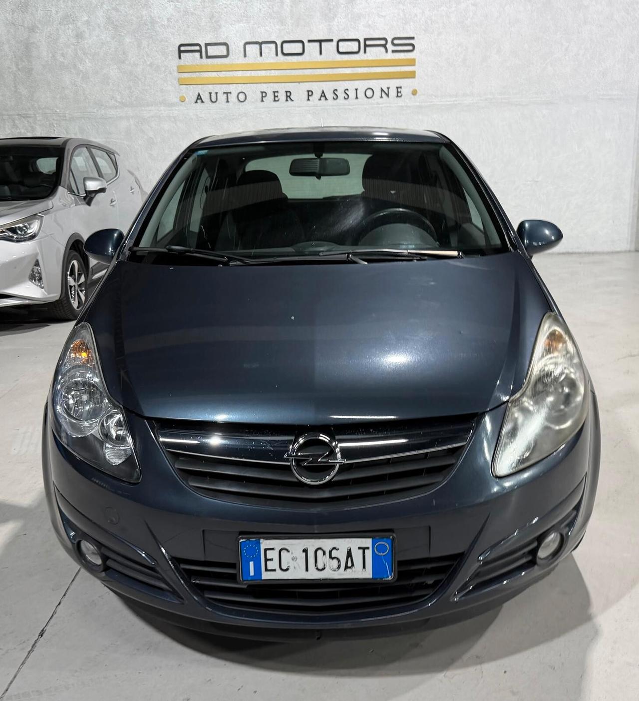 Opel Corsa Benzina Neopatentati