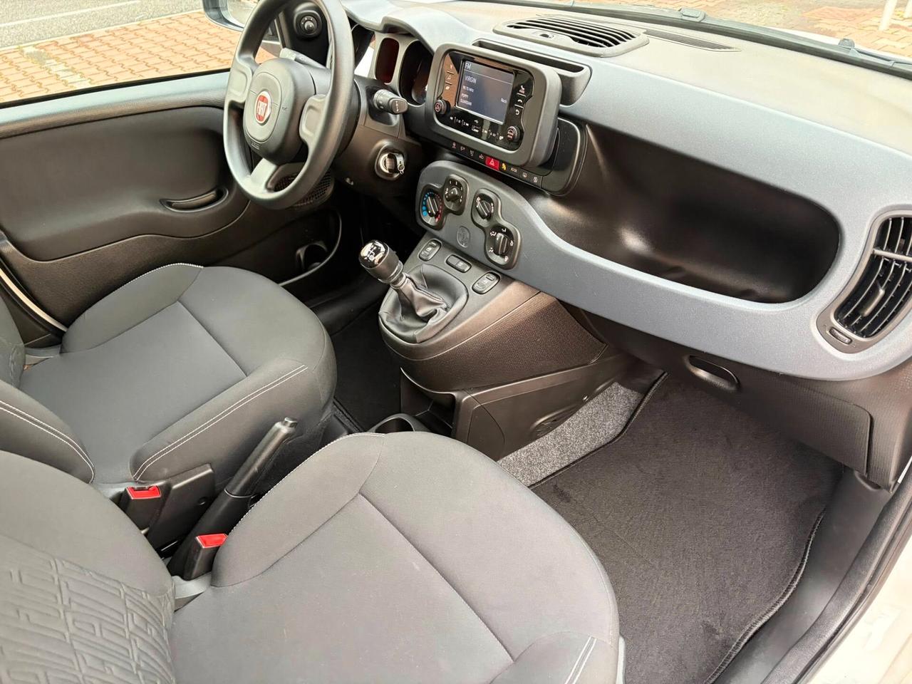 FIAT PANDA HYBRID CITY LIFE 5 POSTI