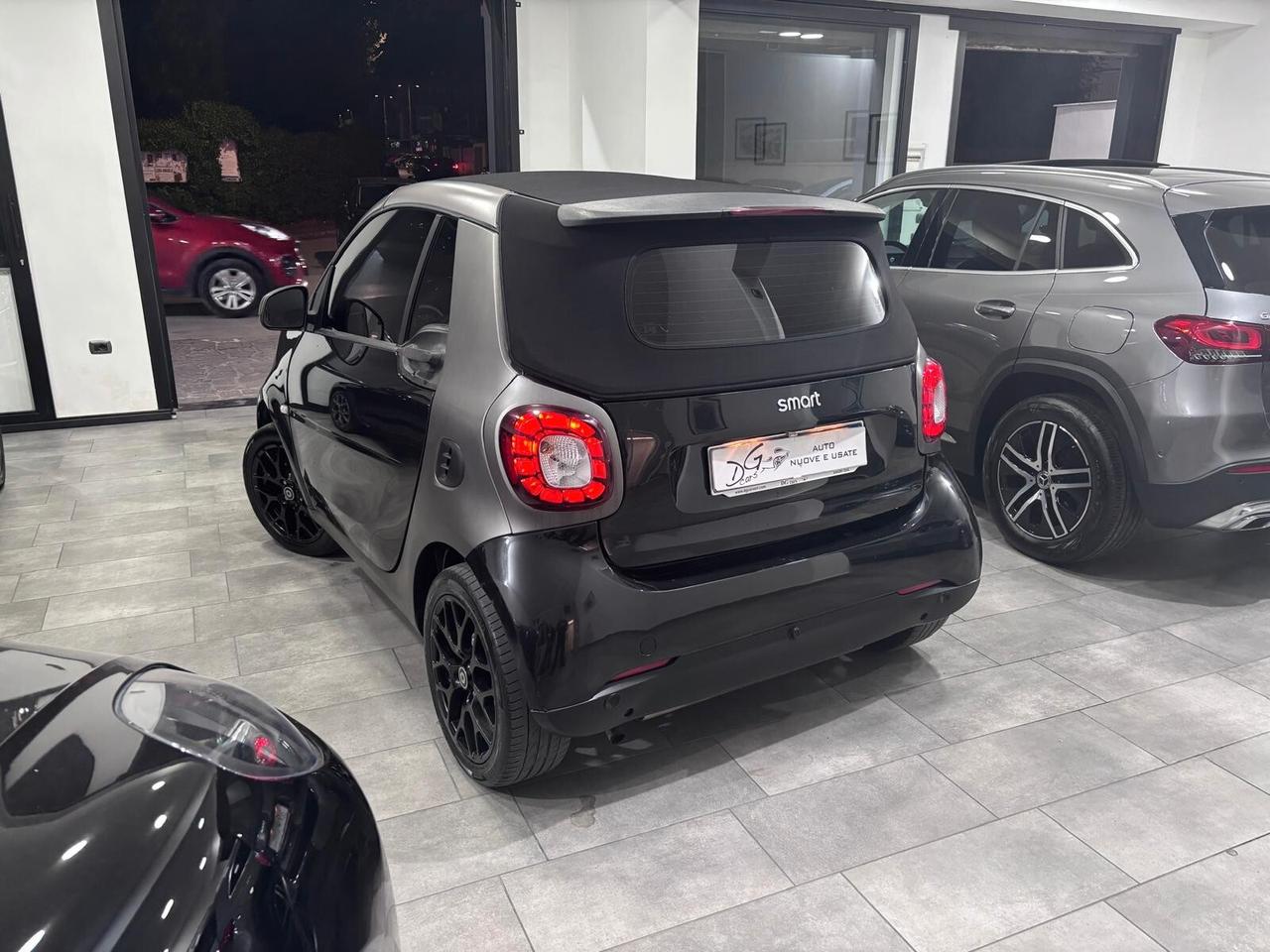 SMART FORTWO TWINAMIC PASSION CABRIO LED-NAVI