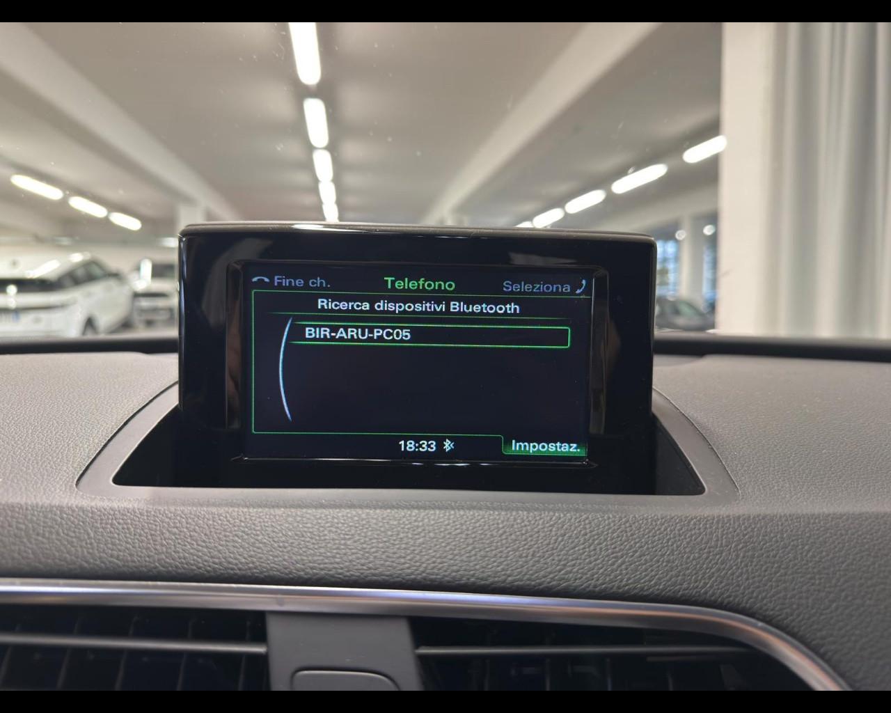 AUDI Q3 - Q3 2.0 TDI 120 CV Business