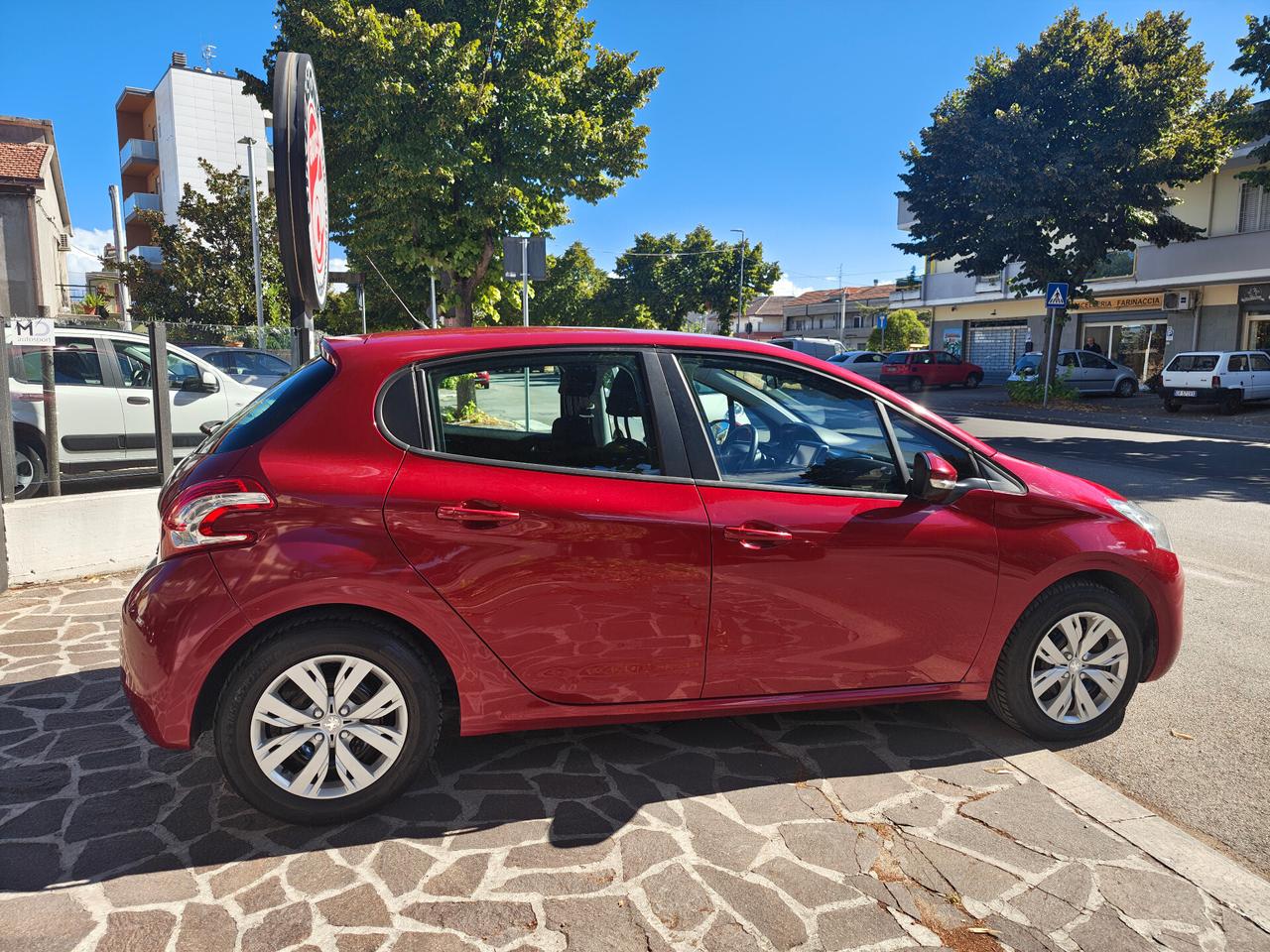 Peugeot 208 1.2 VTi 82 CV 5 porte Active