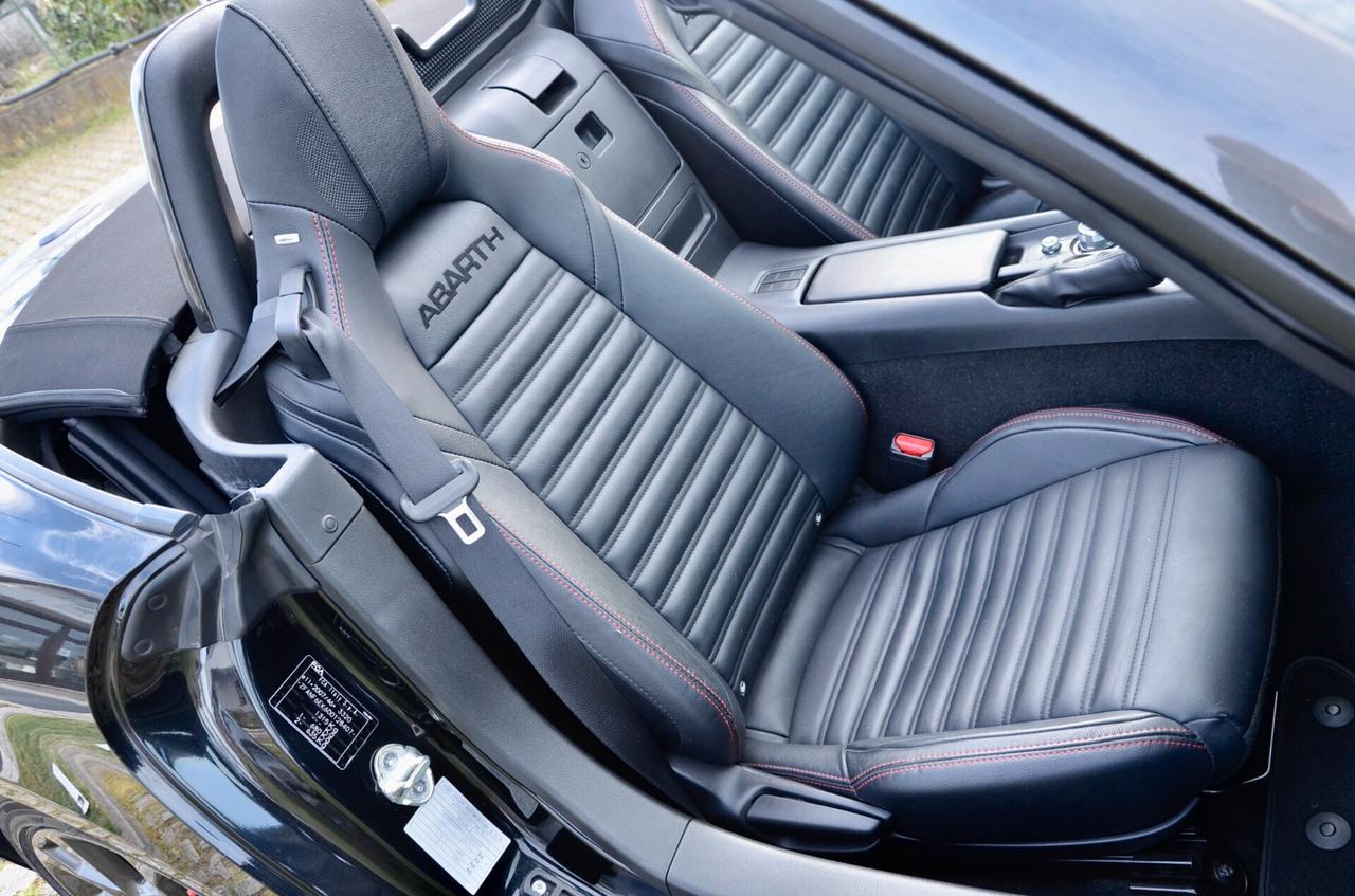 ABARTH 124 SPIDER 1.4 t M.AIR 170cv 70° ANNIVERSARIO, UFF ITALIANA, SERVICE DIMOSTRABILI, HI-FI BOSE, PELLE TOTALE, SCARICO RECORD MONZA, PERMUTE