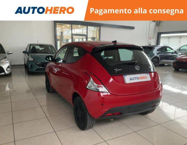 LANCIA Ypsilon 1.0 FireFly 5 porte S&S Hybrid Silver