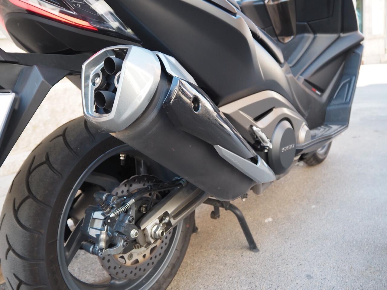 Kymco AK 550 •Cronologia Tagliandi•