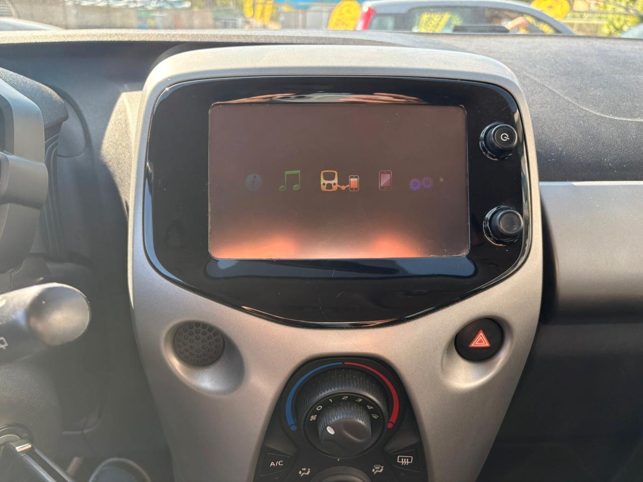 Peugeot 108 VTi 68 5 porte Allure