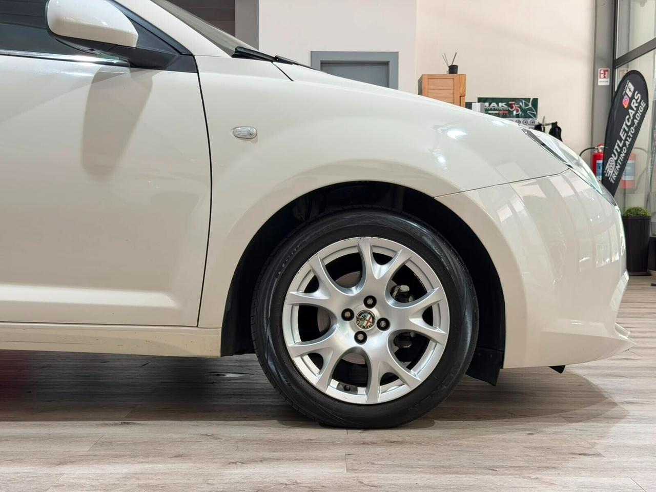 ALFA ROMEO MITO 1.4 77cv 95.000km NEOPATENTATI