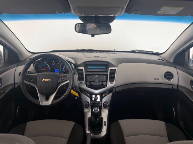CHEVROLET Cruze 1.6 4 porte LS