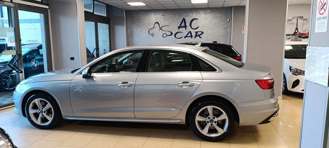 Audi A4 30 TDI/136 CV S tronic Business Advanced