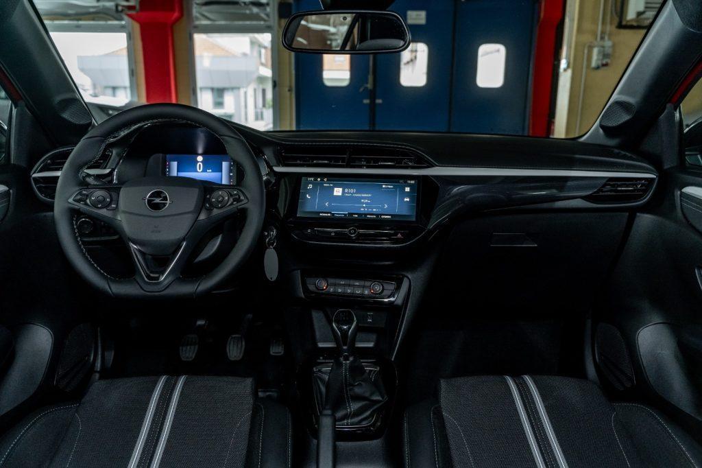 OPEL Corsa 1.2 GS