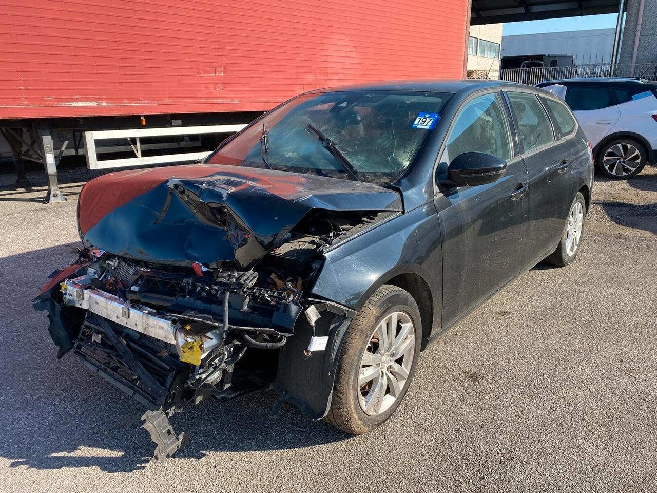 Peugeot 308 SW 1.5 bluehdi GT s NO EXPORT INCIDENTATA
