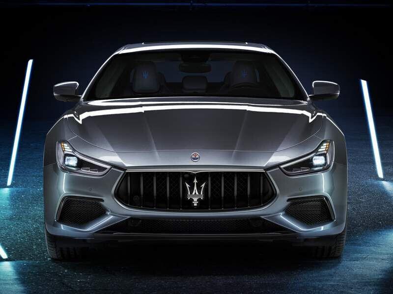 Maserati Ghibli L4 330 CV MHEV Granlusso INTERNO ROSSO CARTIER