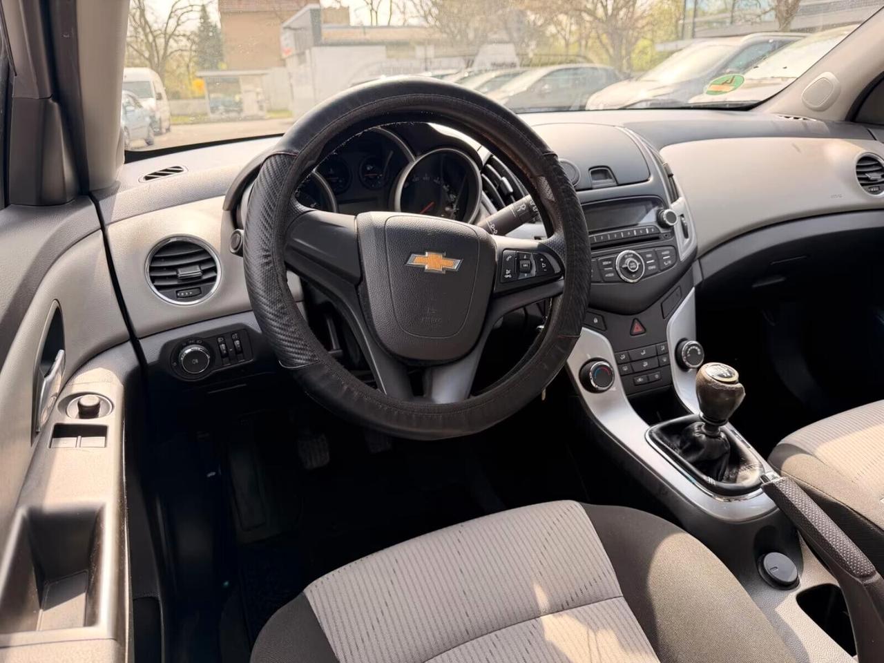 Chevrolet Cruze 1.6 5 porte LS