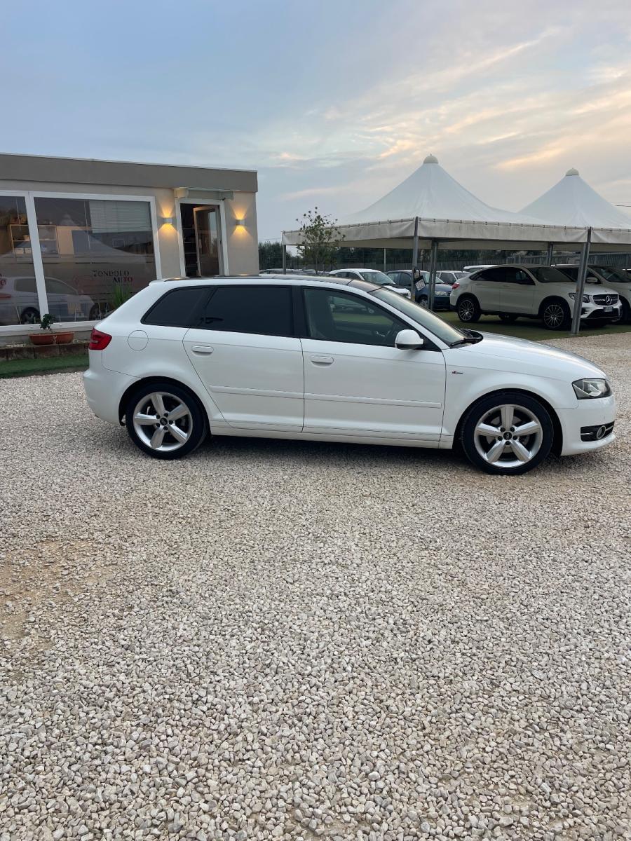 AUDI - A3 Sportback - 2.0 TDI F.AP. Ambition