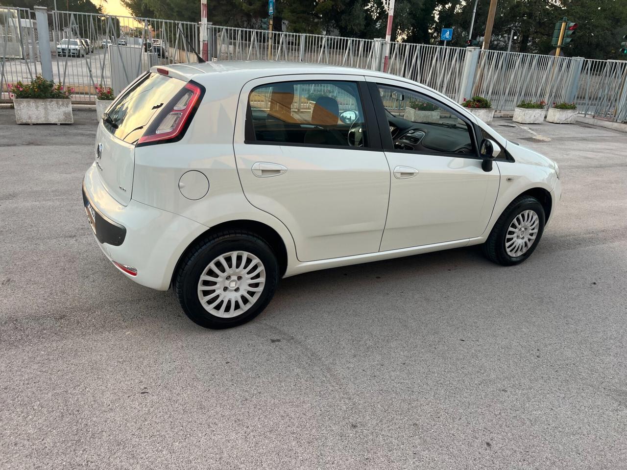 Fiat Punto Evo 1.4 5 porte Dynamic Natural Power