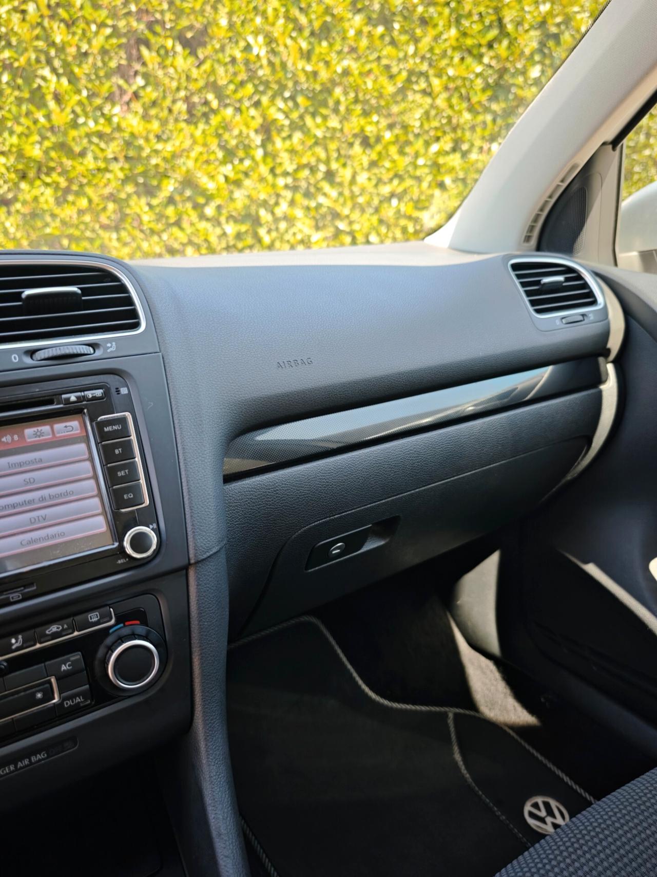 Volkswagen Golf 2.0 TDI 110CV