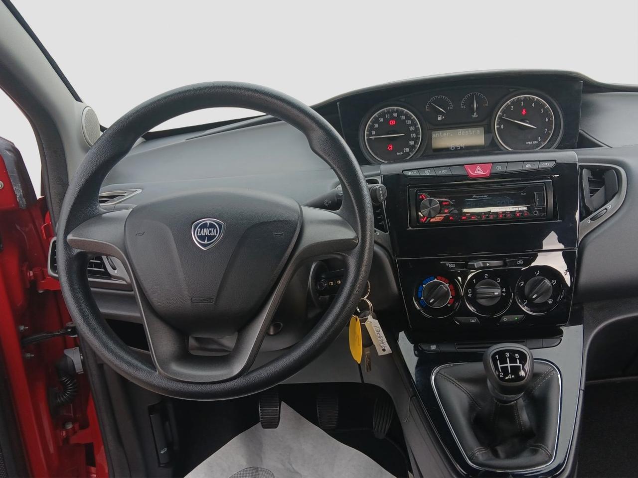 Lancia Ypsilon 5 Porte Ypsilon 1.2 Silver 69cv