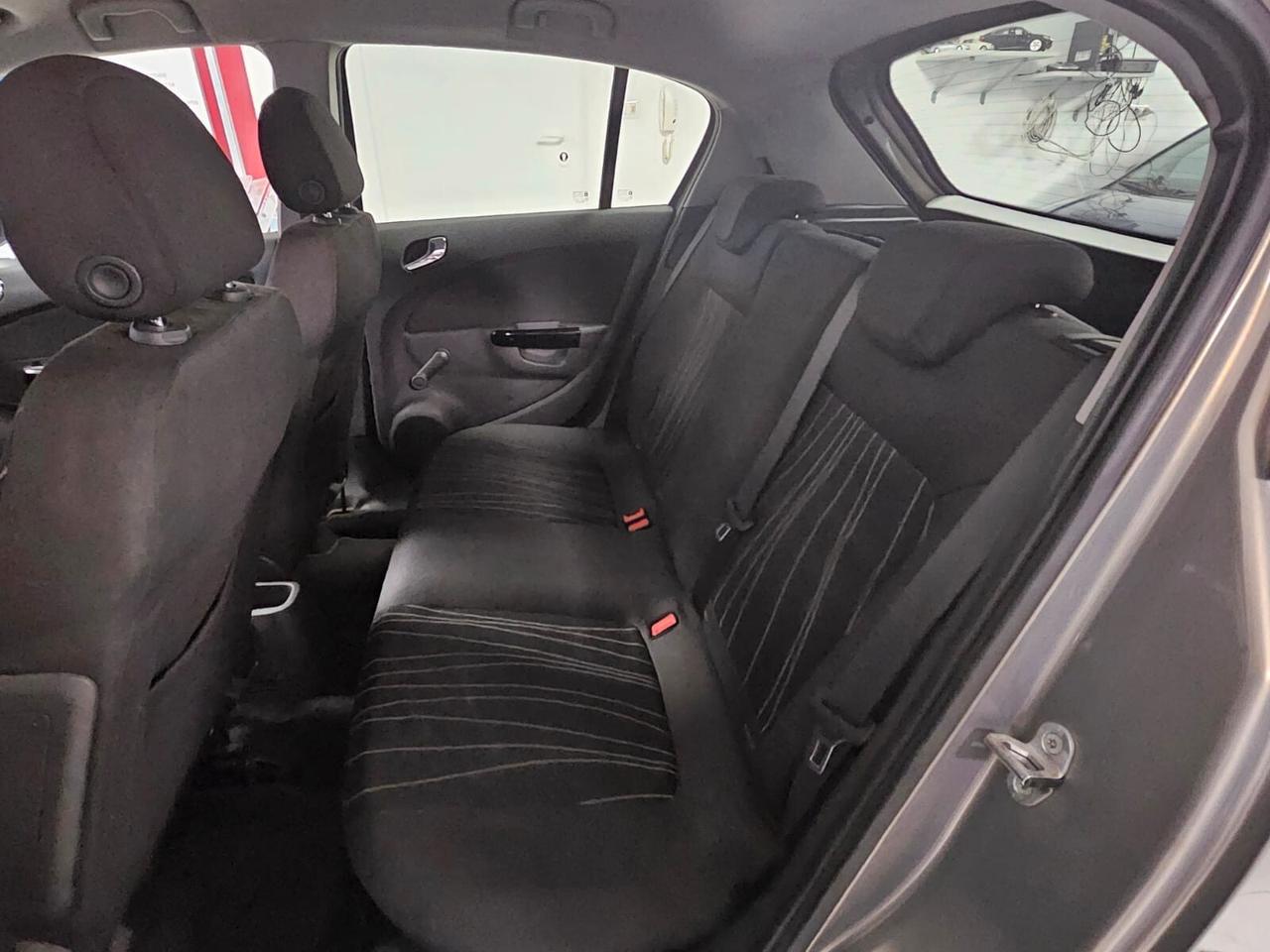 Opel Corsa 1.2 5 porte Elective