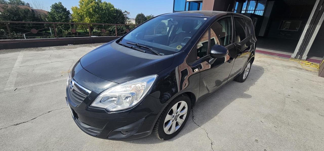 Opel Meriva 1.3 CDTI 95CV ecoFLEX Cosmo