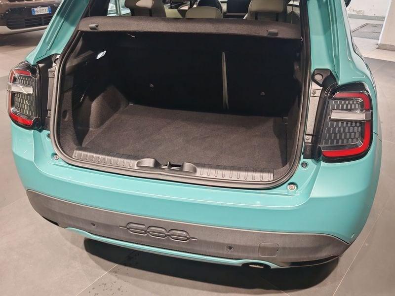 FIAT 600 1.2 Hybrid 100cv La Prima